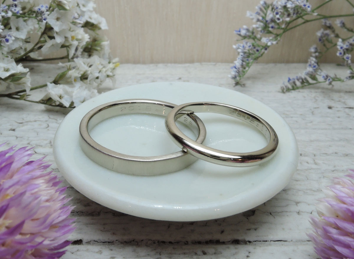 ホワイトゴールド 結婚指輪
