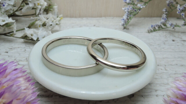 ホワイトゴールド 結婚指輪